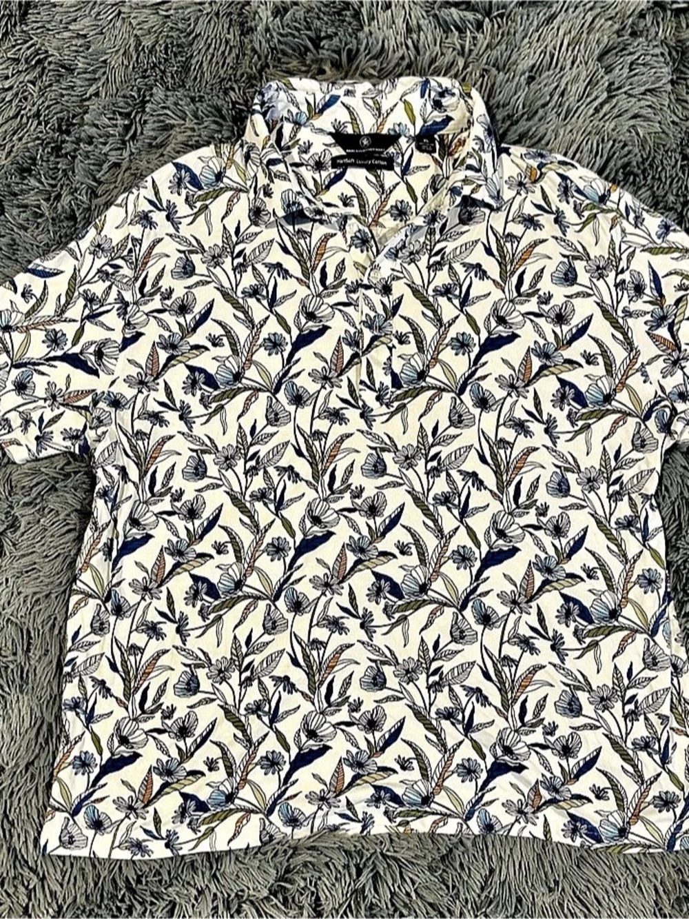 Hart Schaffner Marx Men's Floral Cotton Shirt Size XL Like New